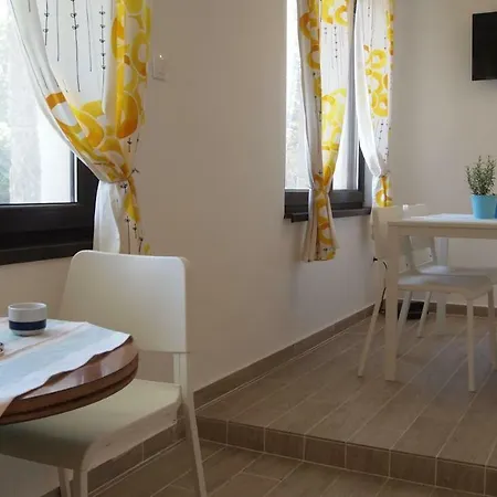 Burkopolis Holiday home *