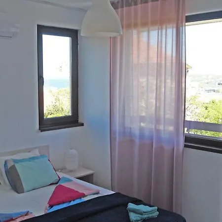Burkopolis Holiday home *