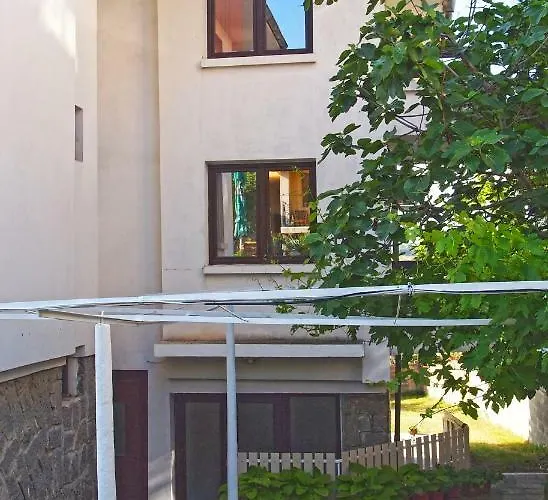 בית נופש Burkopolis