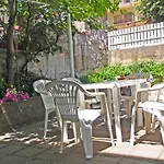 Burkopolis Hébergement de vacances *